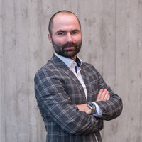 Matthias Becker Email