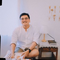 Hữu Trần Email