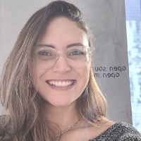 Daniela Campos Email