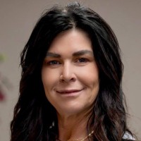 Amber Wetzel Email & Phone Number