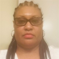 Lake Forest Place Employee Earnestine Redmond's profile photo