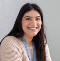 Simran Bhatia Email