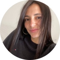 Emma Sarret Email & Phone Number
