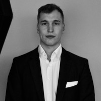 Lars Schröder Email