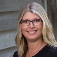 South College Employee Robyn Farrell's profile photo