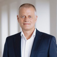 Torsten Henn Email