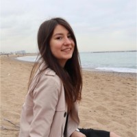 Ioana Roceanu Email