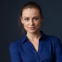 Fernanda Bratz Email