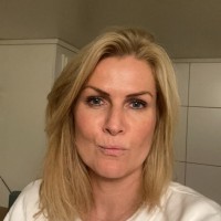 Hammerø Elisabeth Email