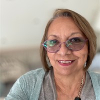 Redfin - San Francisco Bay Area Employee Mary Sferrazza's profile photo