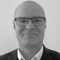 Niklas Blomgren Email