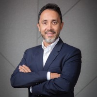 Julián Arango Email