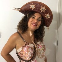 Eliene Gomes Email