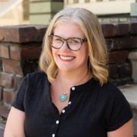 Amy Estes Email & Phone Number