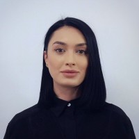 Lorena Cluci Email