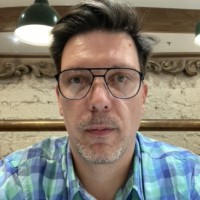 Saša Slankamenac Email