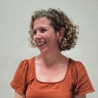 Julia Markiewicz Email & Phone Number