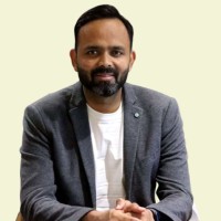 Avish Educom Employee Nilesh Parakh's profile photo