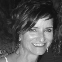Edith Smith Email & Phone Number