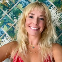Michaela Mueller Email & Phone Number