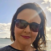 Dorette van Lutterveld Email