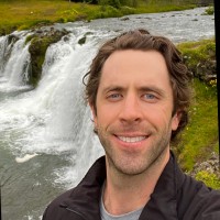 Red Bull Distribution Company Employee Peter Larr's profile photo