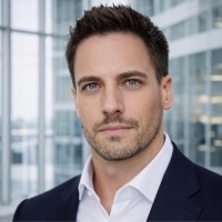 Benedikt Mueller Email