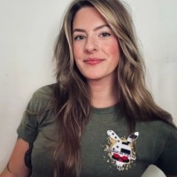 Nikol Saari Email
