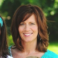 Associated Eye Care Employee Carrie Miller's profile photo