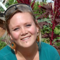 EarthLinks Employee Laura Schneiter's profile photo
