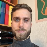 Victor Peolsson Email