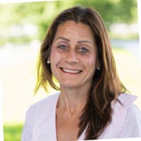 Bente Hauge Email