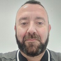 Vidéo 3/4 Employee Emmanuel Esteve's profile photo