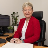 Kim Irvine Email & Phone Number