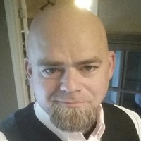 Stars and Strikes Family Entertainment Centers Employee Arlen Mott's profile photo