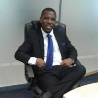 Select Management Services Employee Lucky Mzileni's profile photo