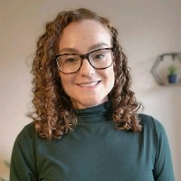 Lucy Robinson Email & Phone Number