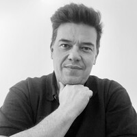 Oracle Employee Sergio Valencia's profile photo