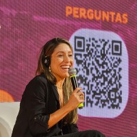 Renata Mendonça Email & Phone Number