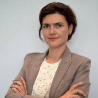 Emilia Vatkova Email
