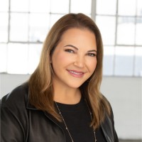 Douglas Elliman Real Estate Employee Rachelle Rosten's profile photo