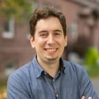 College of the Holy Cross Employee Xavier Olivé's profile photo