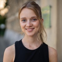 Verlag Sternefeld GmbH & Co. KG Employee Valentina Görke's profile photo