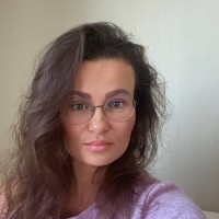 Viktoriia Donika Email