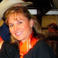 Diana Maxwell Email & Phone Number