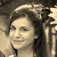 Andreea Moraru Email
