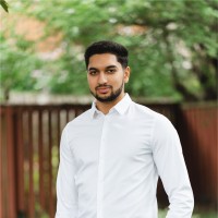 KnowledgeNow Employee Cyrus Kootar's profile photo