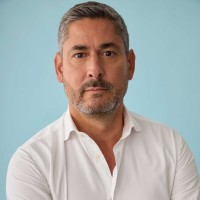 E-mail e número de telefone de Lorenzo Pellegrino