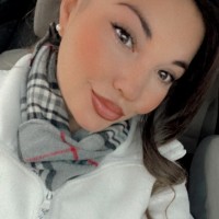Vanda Floral Design Employee Maria Valencia's profile photo