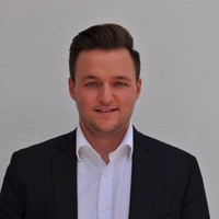Tim von Moos Email